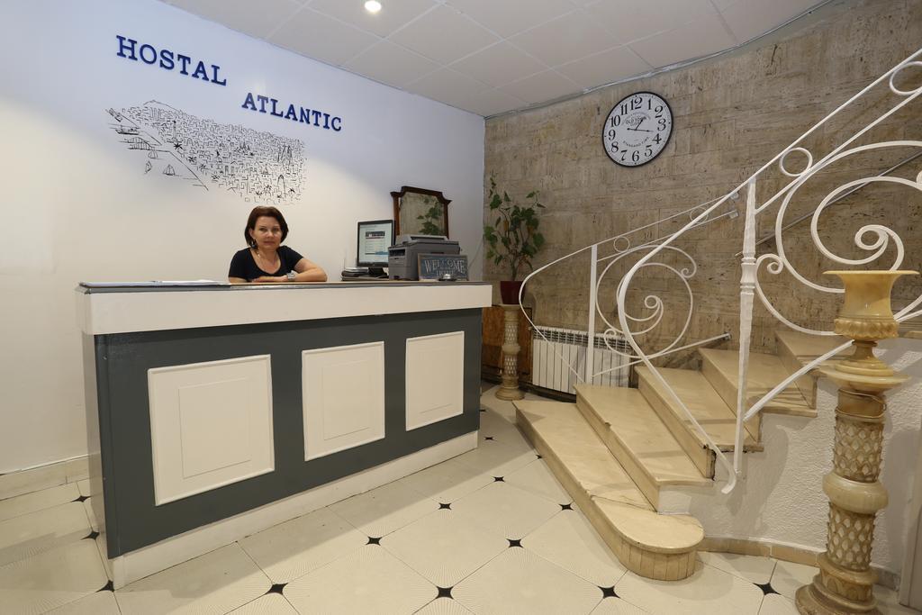 Hostal Atlantic Calella Kültér fotó